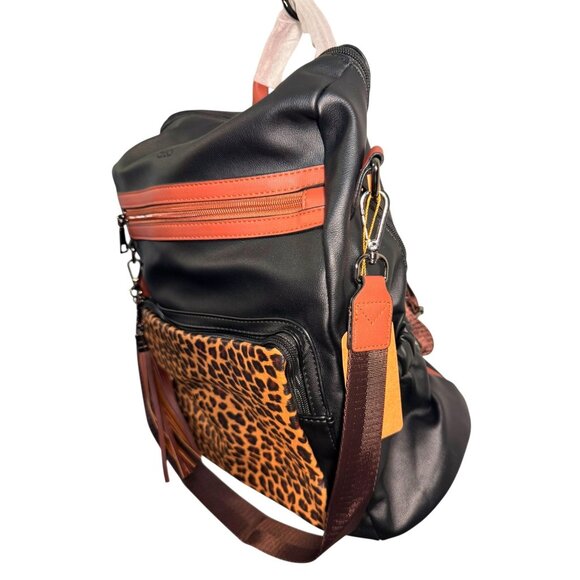 Gluci Convertible Leopard Bookbag with Shoulder strap and Wristlet Purse NWT - Picture 3 of 16